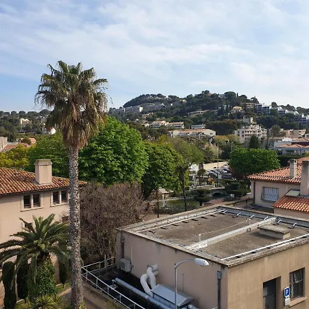 Ravissant Deux Pieces Plein Centre Avec Terrasse *