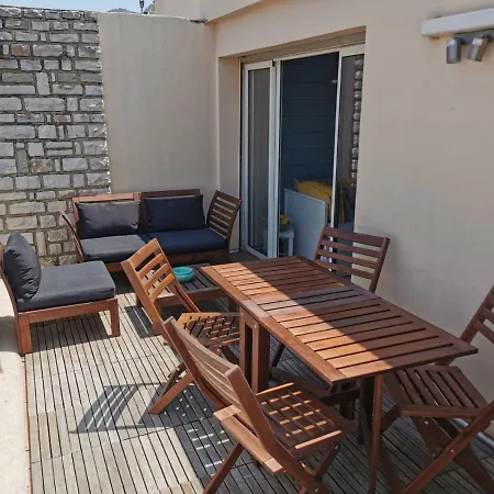 Ravissant Deux Pieces Plein Centre Avec Terrasse Lägenhet